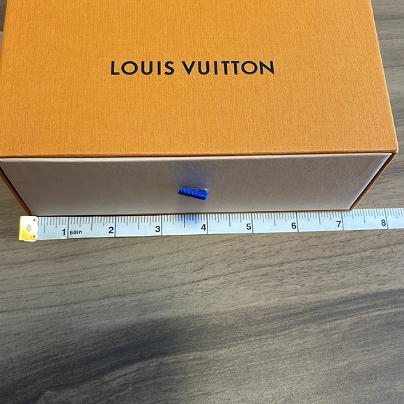 Authentic Louis Vuitton Sunglasses Box, Small Shopping Bag & Ribbon - Picture 4 of 8